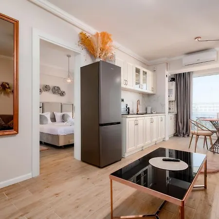 Апартаменты Apartament Infinity Rose Нэводари